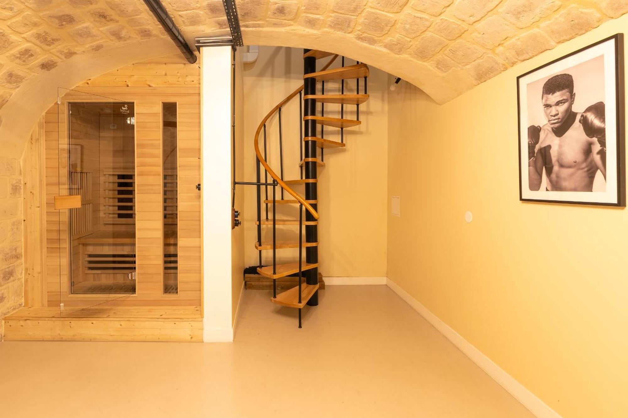 Nouveau - Industrial - 6p - Gym/sauna Apartment *